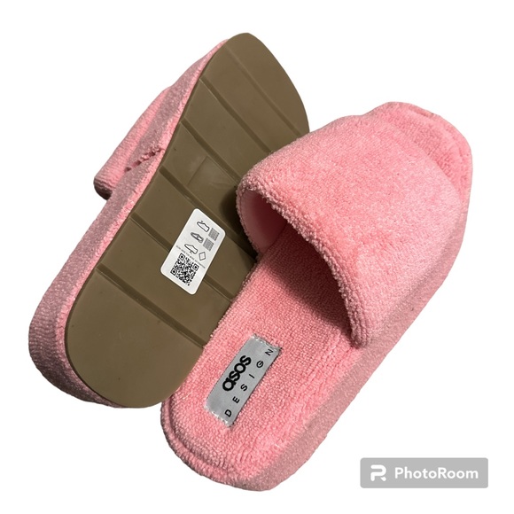 ASOS DESIGN Taya padded flatform sandals in pink - Picture 11 of 11